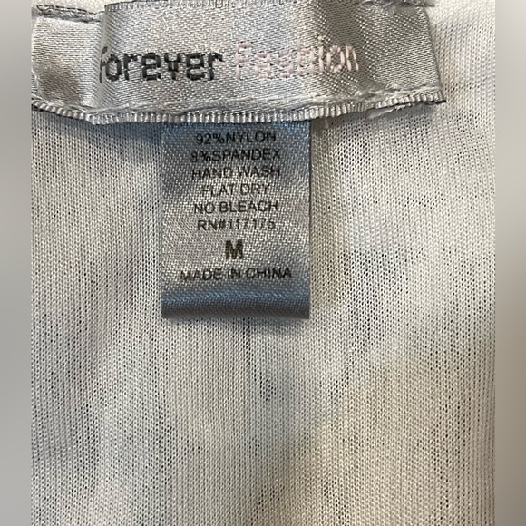 🤍Cute Forever Fashion white top size M w/ rosettes along neckline, lace fabric - Picture 3 of 5